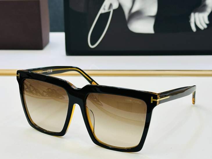 Picture of Tom Ford Sunglasses _SKUfw76015210fw